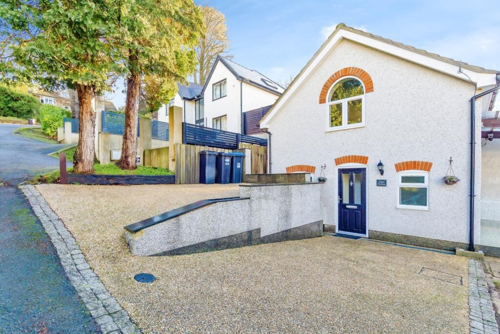 Main image of property: Elgin Crescent, Caterham, Surrey, CR3