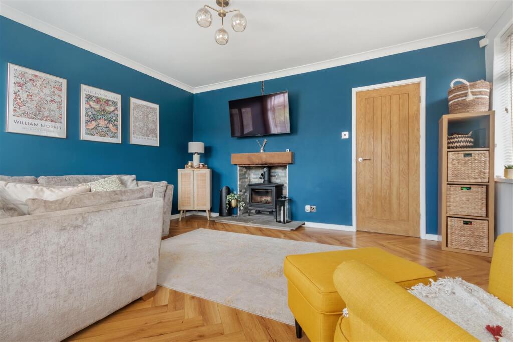 House in Bradford, West Yorkshire - View 3