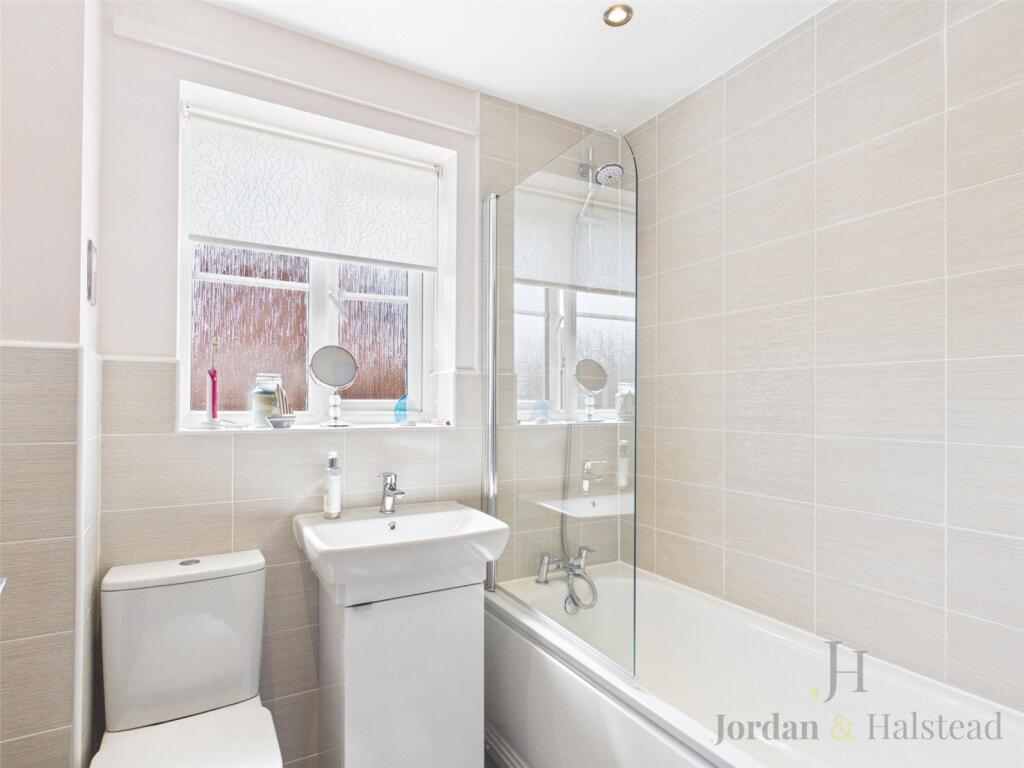 Callender Way, Helsby, Frodsham, Cheshire, WA6 photo 4