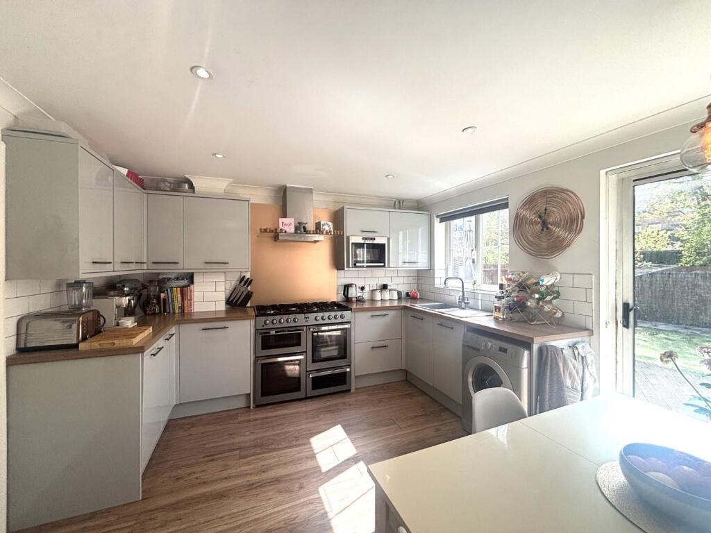 Main image of property: Fairfield Way, Stevenage