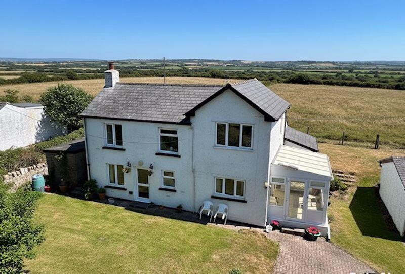 3-bed detached on Symonds Yat Rock, Coleford, £425,000
