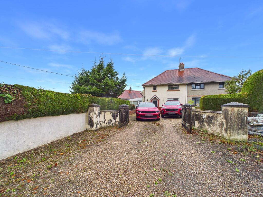 3-bed semi-detached on North Road, Whitland, SA34, £250,000
