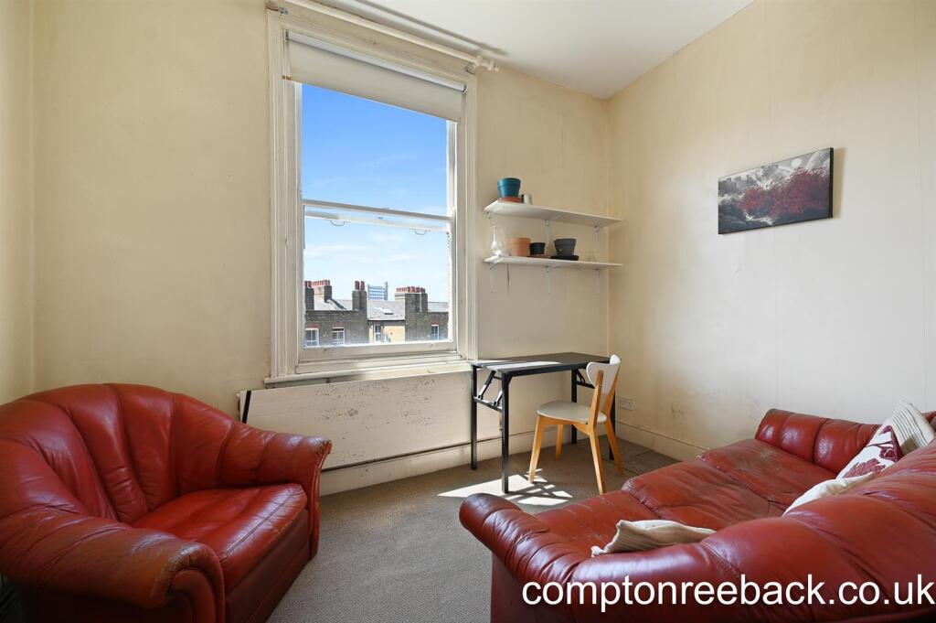 Apartment in London - View 5