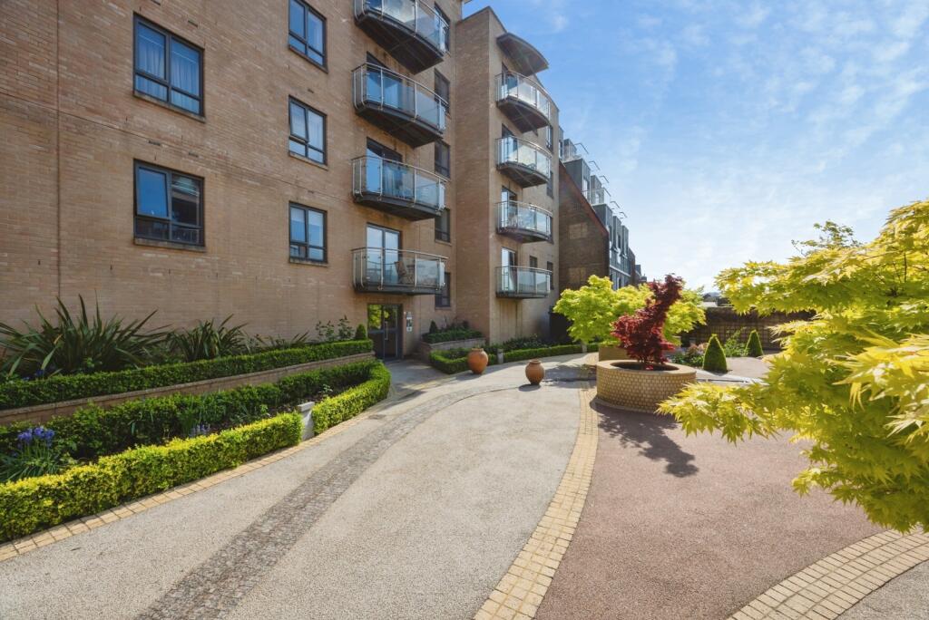 Main image of property: Trinity Gate, Epsom Road, Guildford, Surrey, GU1