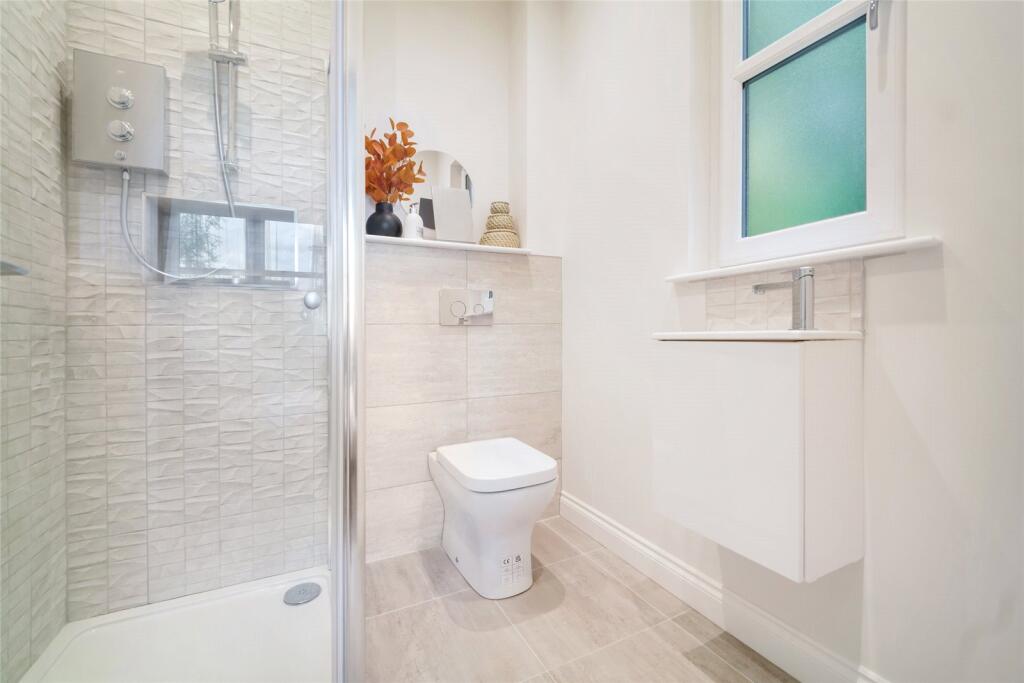 Apartment in Paisley - View 4