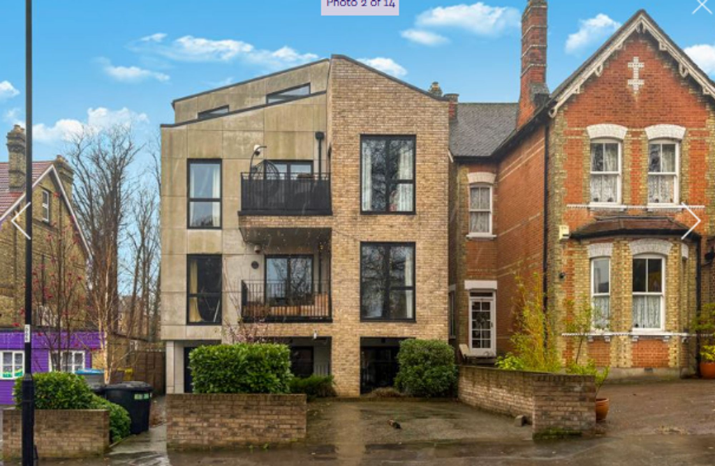 Apartment in Croydon