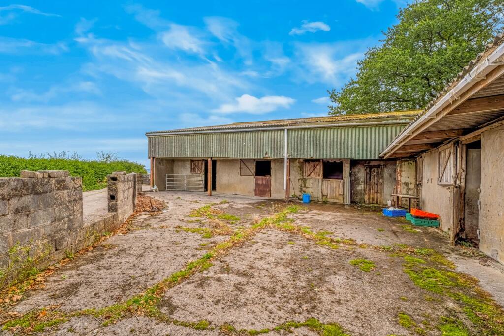 Llanarthney, Carmarthen, SA32 - More