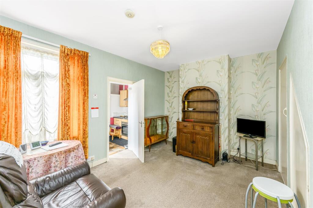 House in London, Walthamstow Village, Leyton - View 5