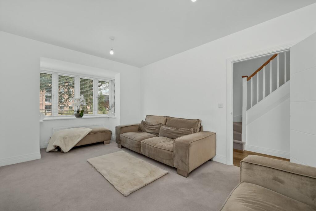 House in Kingston upon Thames - View 4