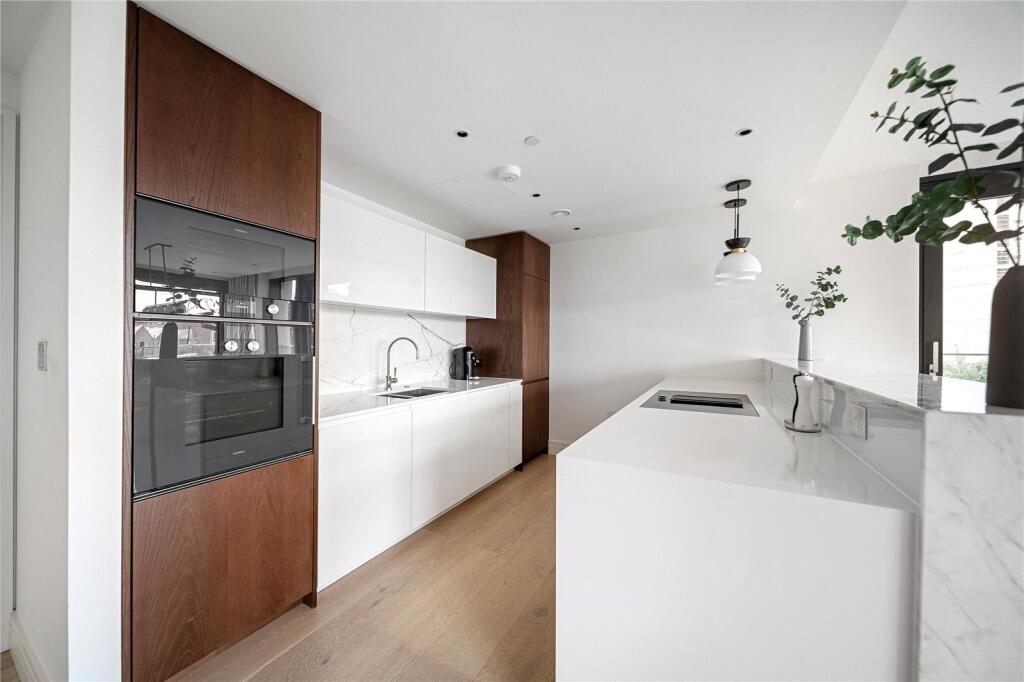 Apartment in London - View 2