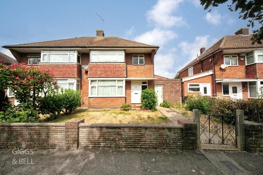 Main image of property: Crawley Green Road, Luton, Bedfordshire, LU2