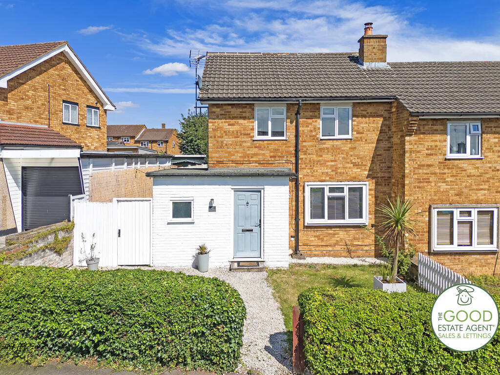 Main image of property: Greenfields, Loughton, IG10 3HF