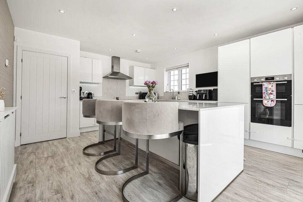 House in Stevenage - More