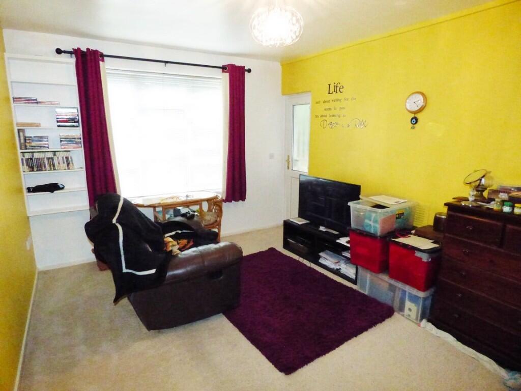 Landseer Road, Leeds, West Yorkshire, LS13 photo 4