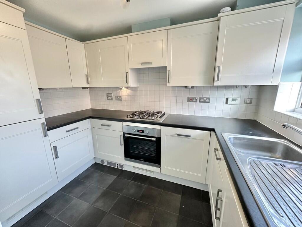 Kings Mews, Frimley Green photo 3