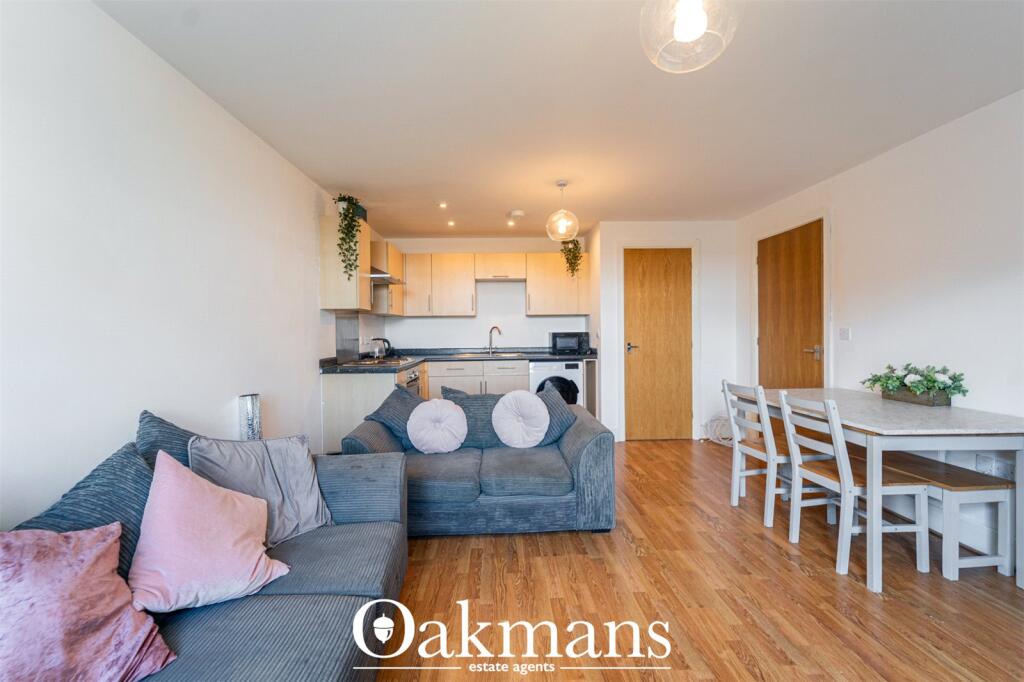 Apartment in Birmingham, Calthorpe Fields - View 5