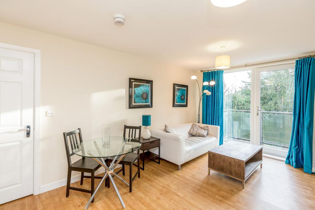 Apartment in Buckingham, Buckinghamshire - View 3