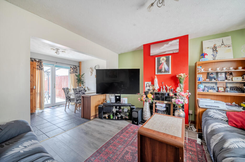 House in Swindon, Park South - View 2