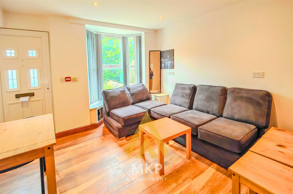 Main image of property: Rose Cottages, Selly Oak B29 6EF