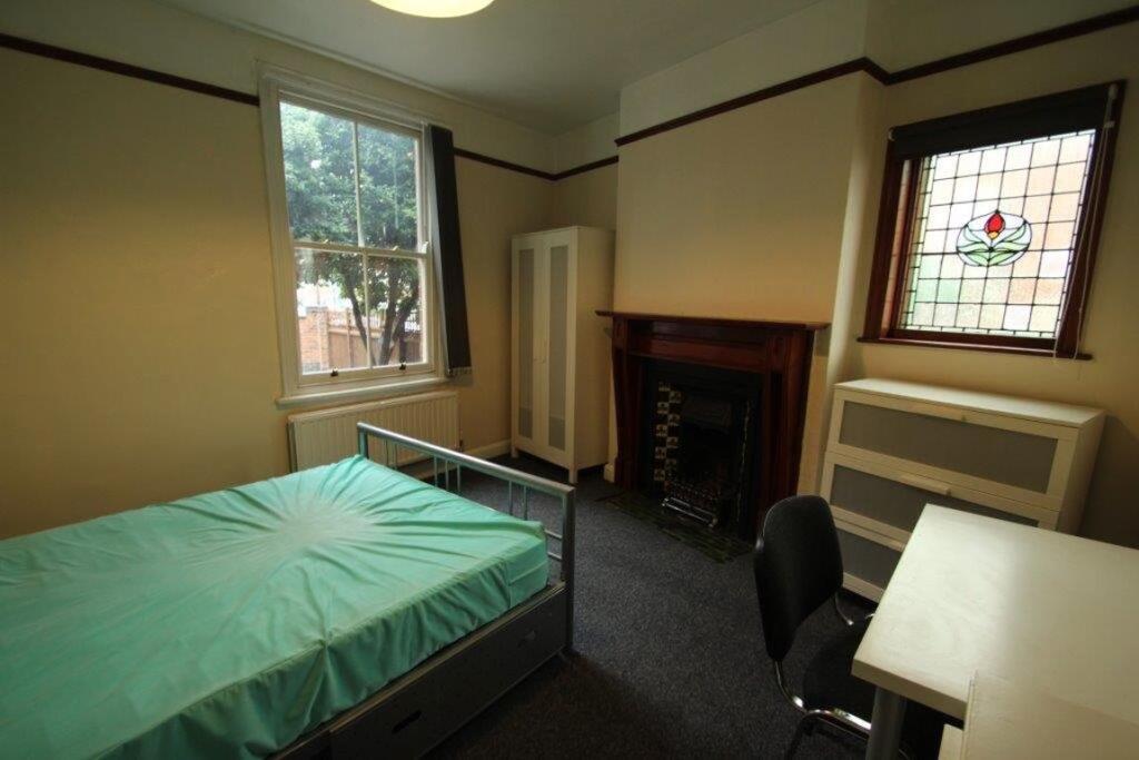 House in Leicester - More