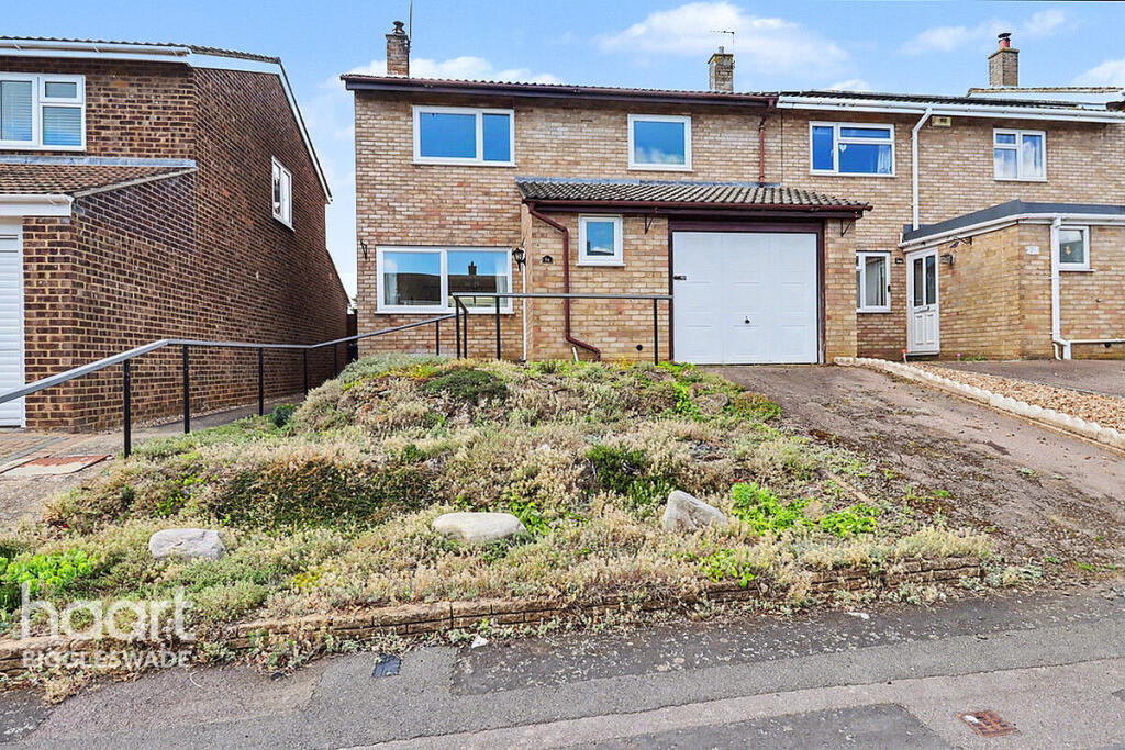 Main image of property: Elizabeth Way, Gamlingay