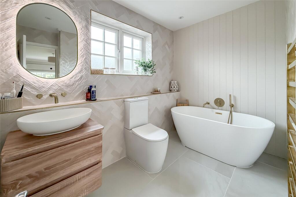 Additional image 11 of Lower Luton Road, Wheathampstead, Hertfordshire, AL4