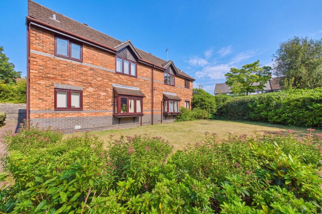 Main image of property: Rosedale, Redan Road, Aldershot, Hampshire, GU12