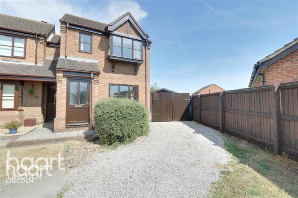 Main image of property: The Spinneys, Lincoln