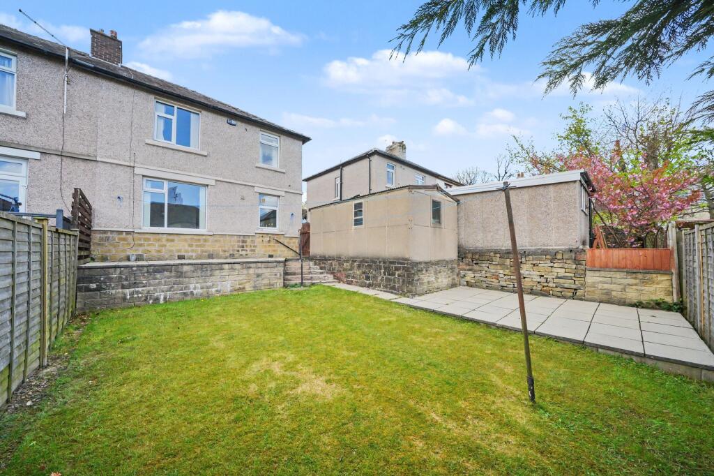 Alexandra Road, Lindley, Huddersfield, HD3 photo 4