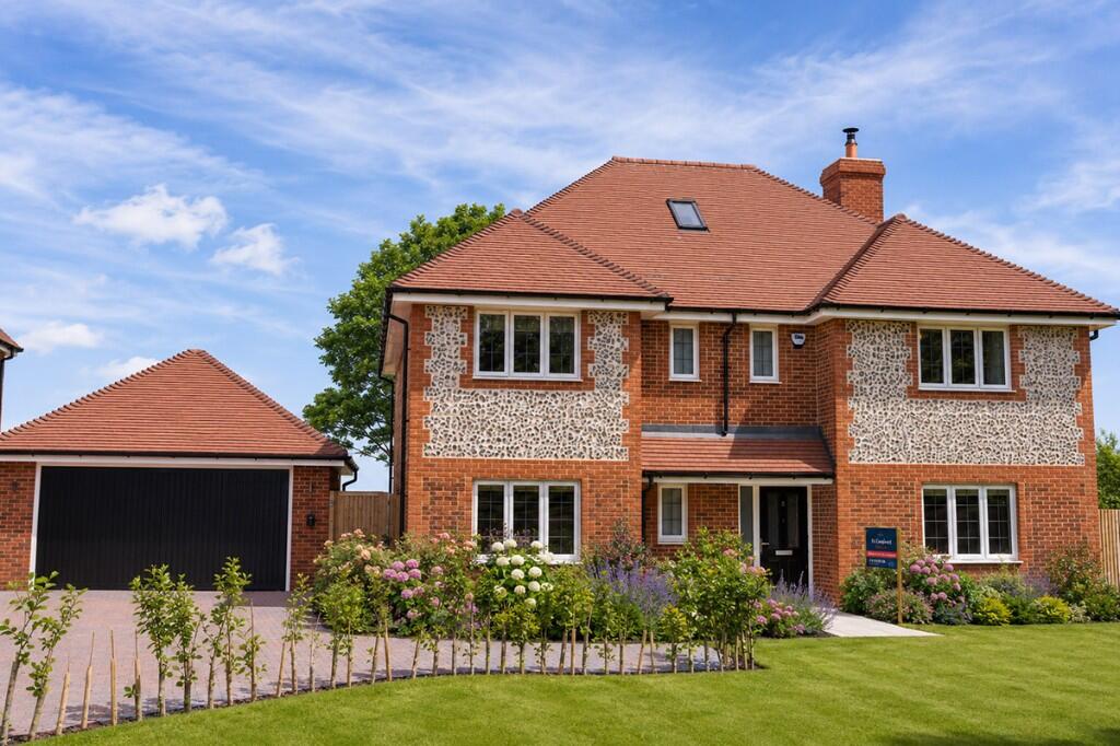 Main image of property: Kingsgate Place,
Broadstairs,
CT10 3AZ