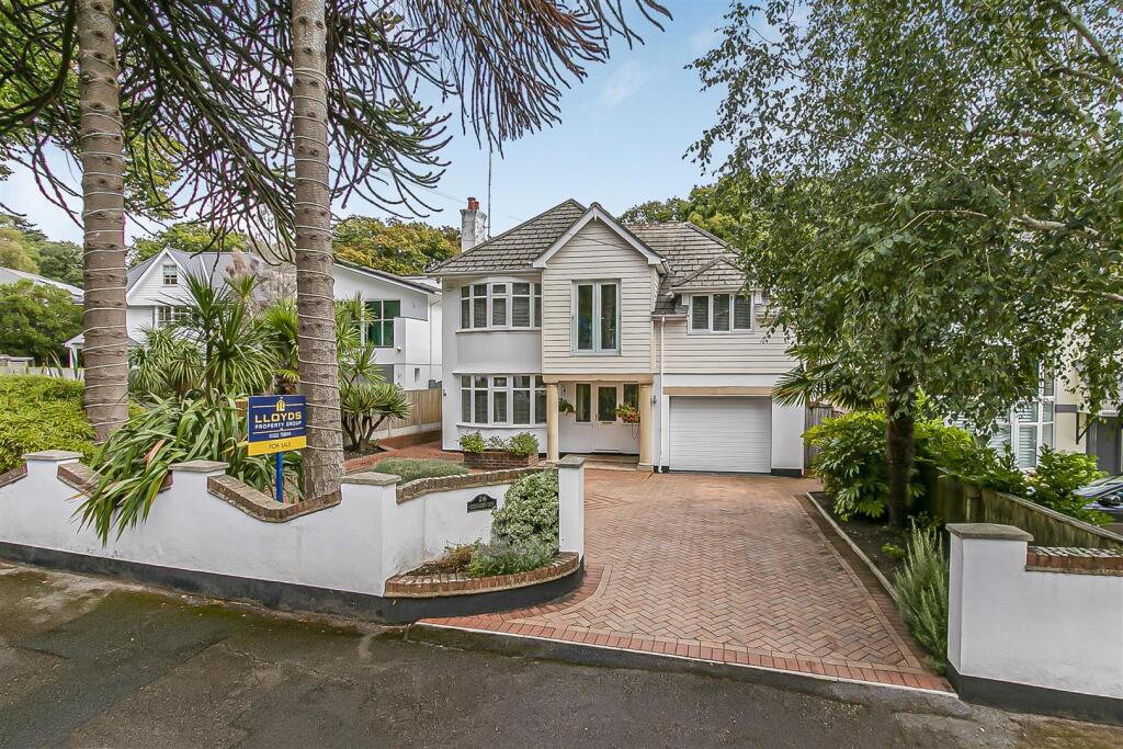 Brownsea View Avenue, Lilliput, Lilliput