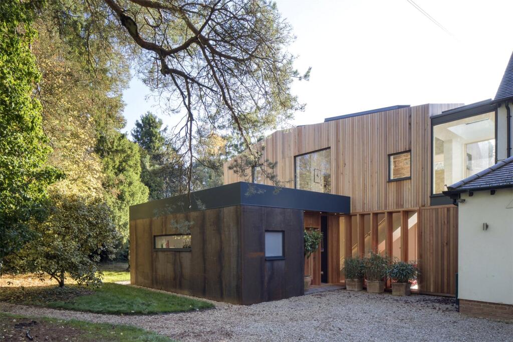 Main image of property: Jarn Way, Boars Hill, Oxford, Oxfordshire, OX1