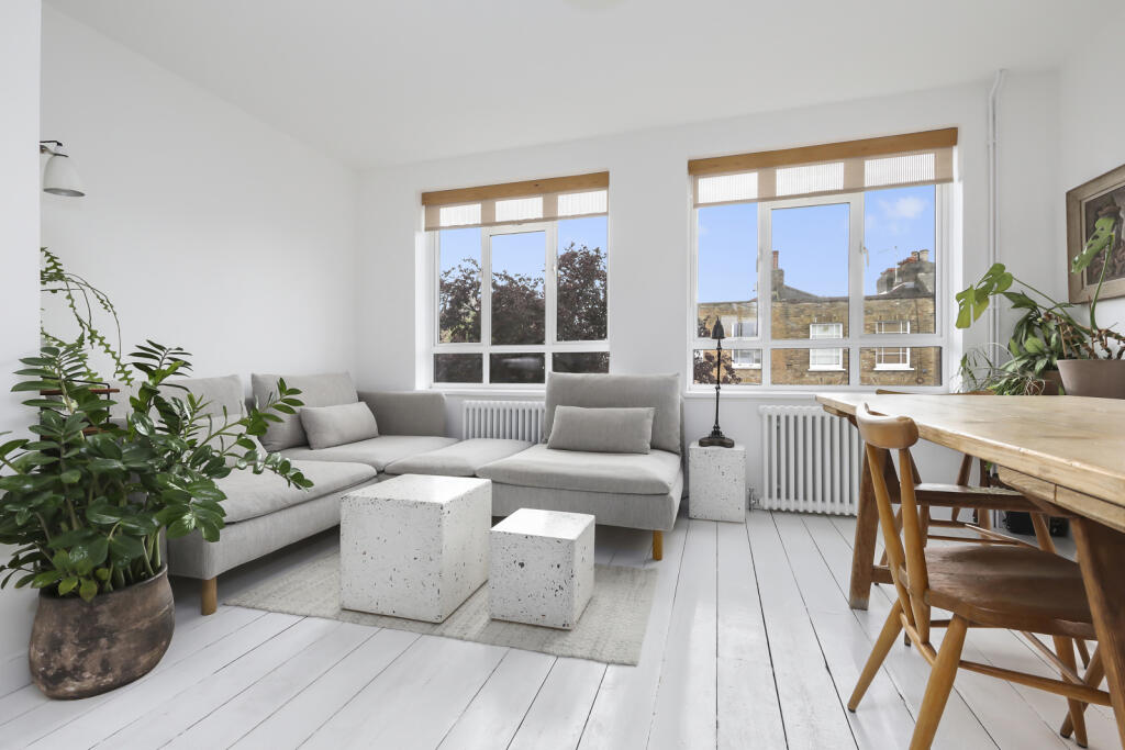 Main image of property: Hamilton Park, London, N5