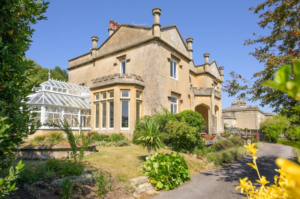 House in Bath - View 3