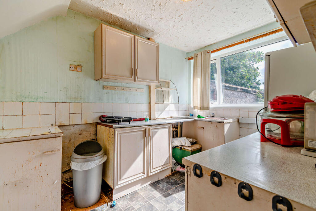 House in Wakefield - More