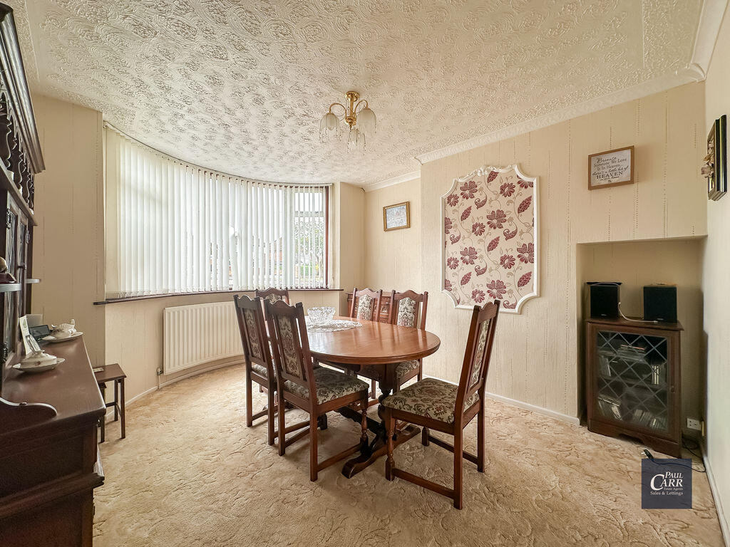 House in Birmingham, Sutton Coldfield - More