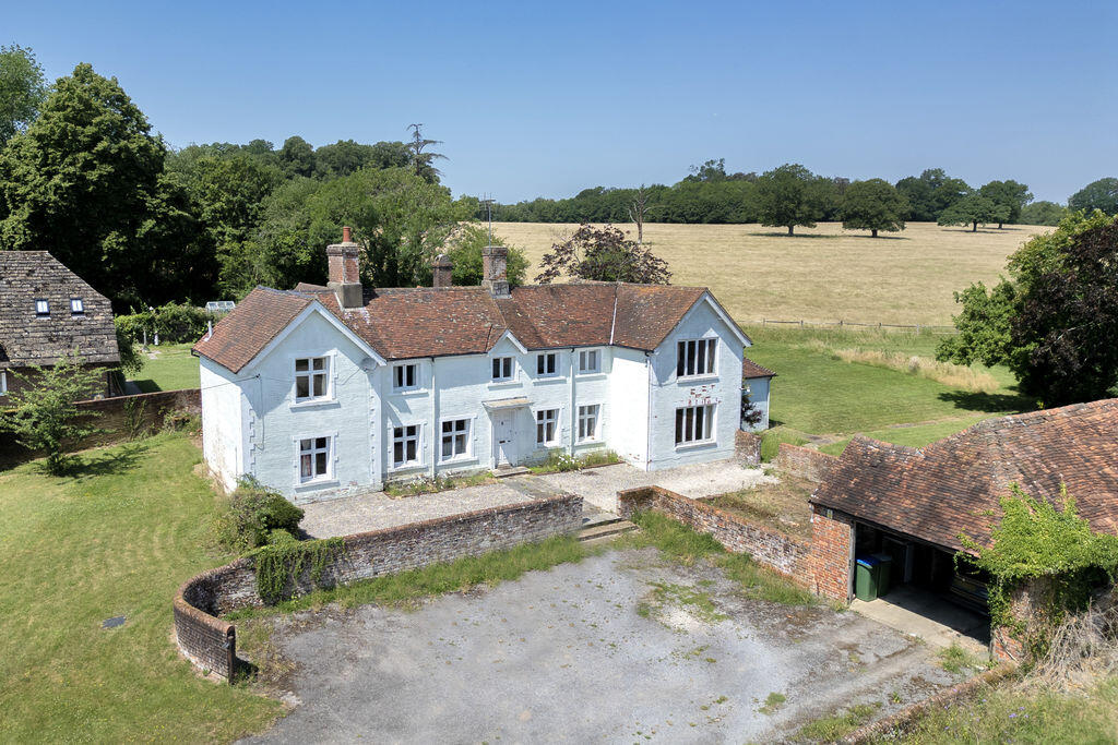 Billingshurst, West Sussex RH14 - View 3