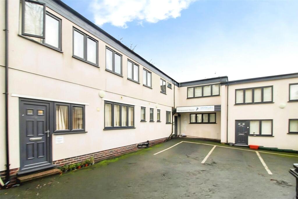 Main image of property: Vivian Avenue, Nottingham, Nottinghamshire, NG5