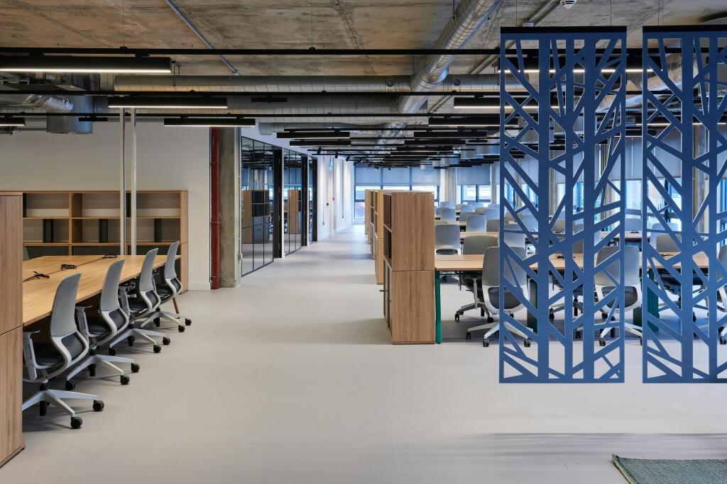 Eos_ArtsBuilding_0240_1_2.jpg