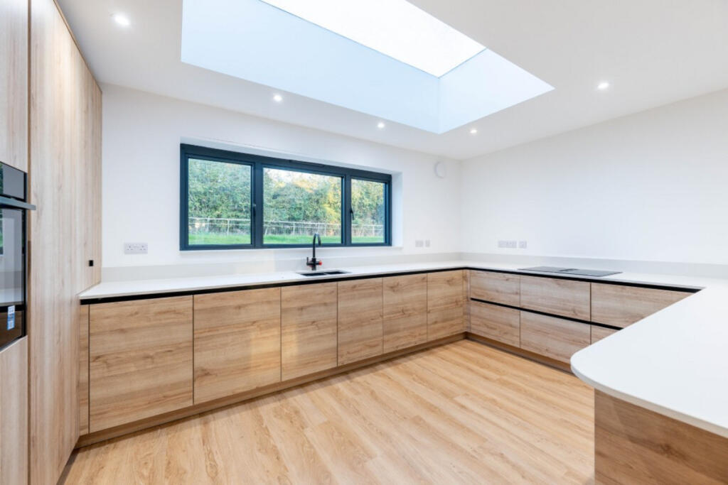 House in Breckland, Saham Toney - View 5