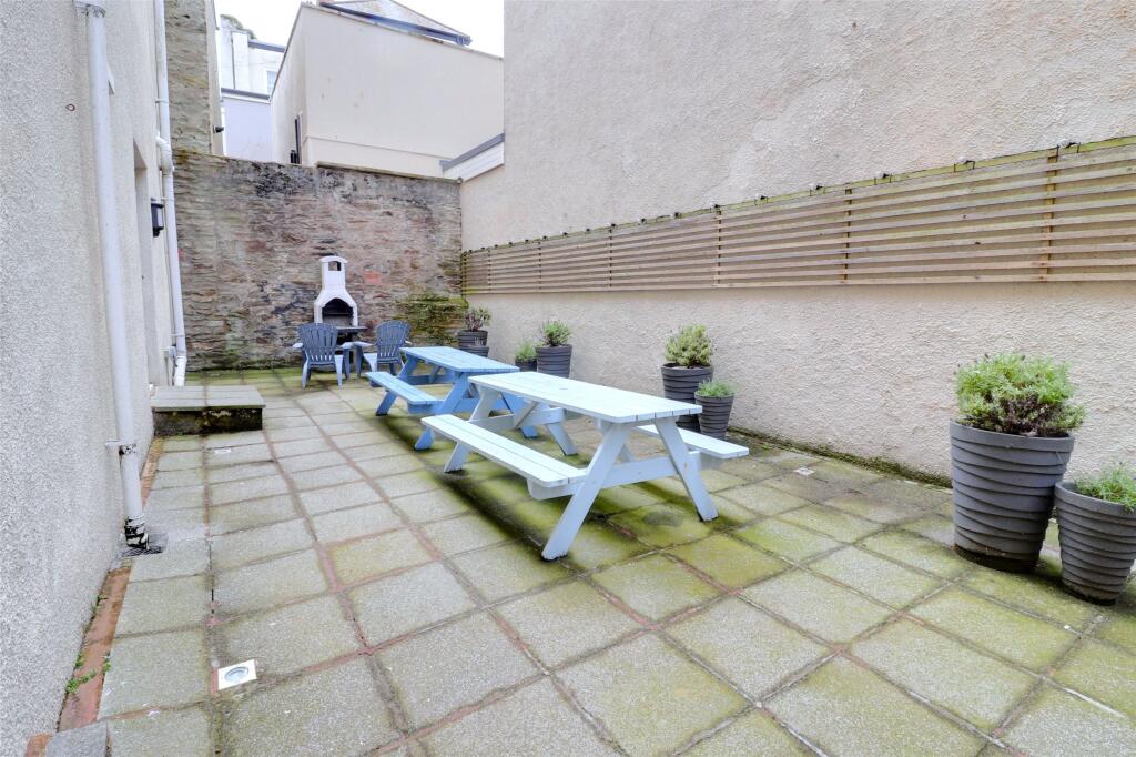 17, Regent Place, Ilfracombe, Devon, EX34 photo 4