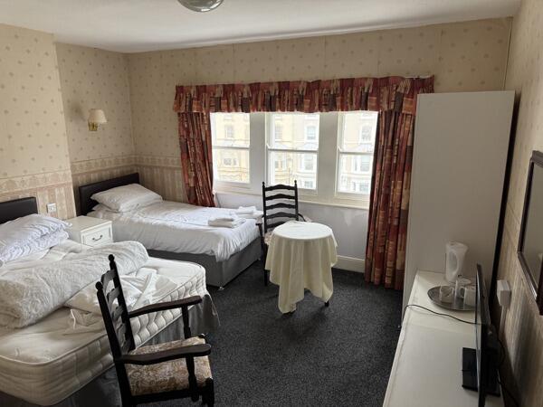 Photo 11