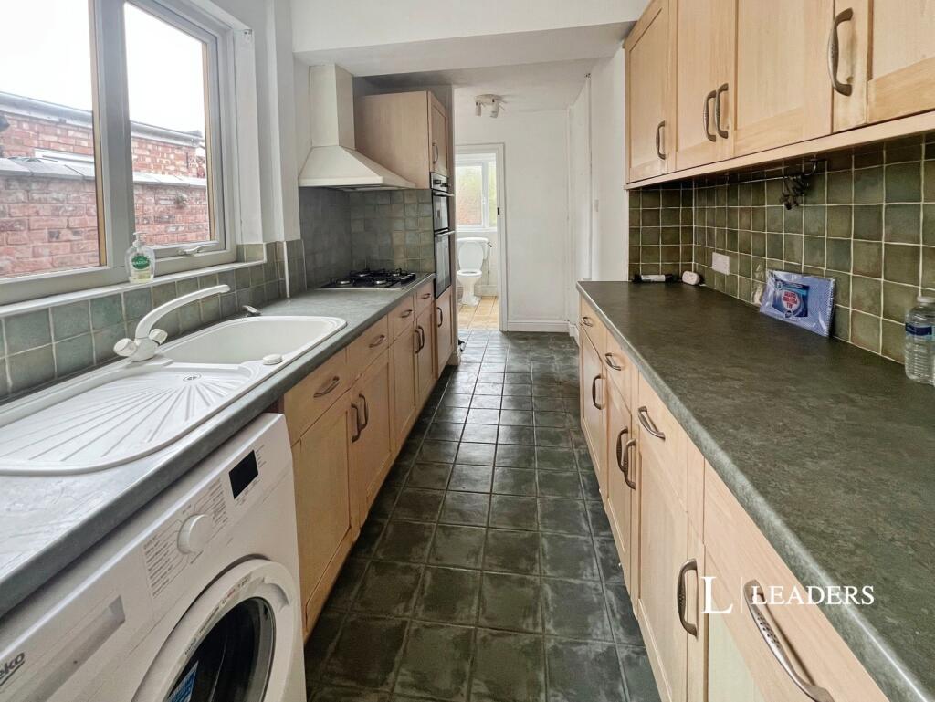 House in Crewe, Cheshire East - View 5