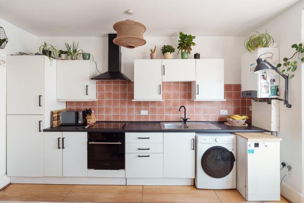 Western Road, Hove - View 4