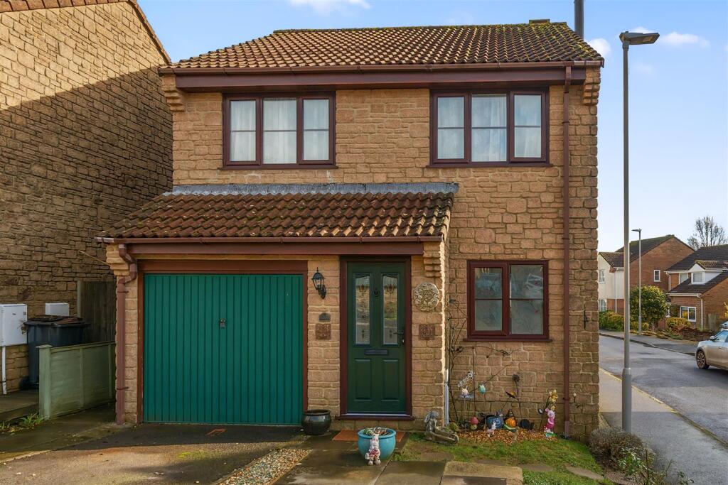 Main image of property: The Beeches, Beaminster