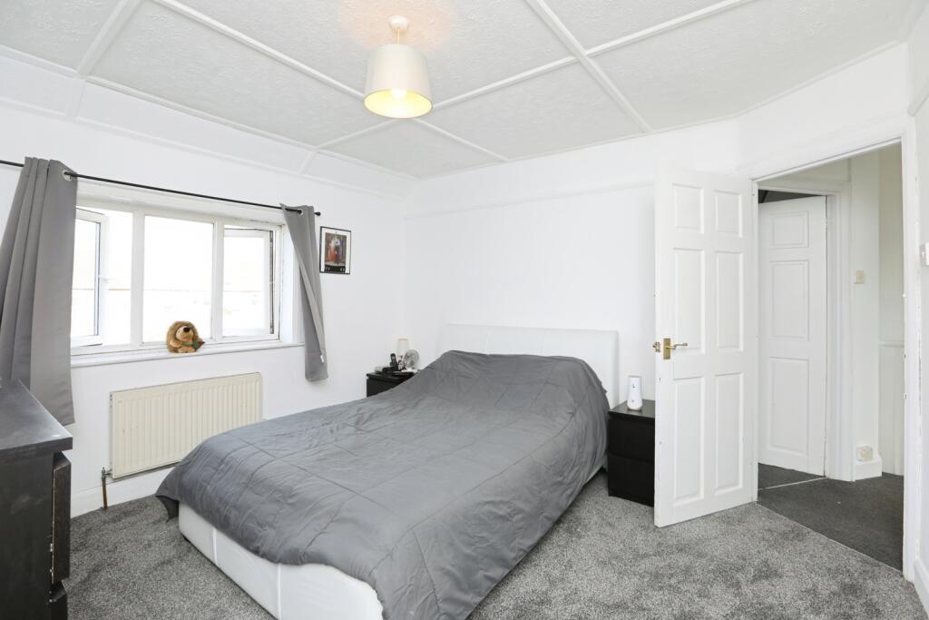Barrow Grove, Sittingbourne, Kent, ME10 photo 4