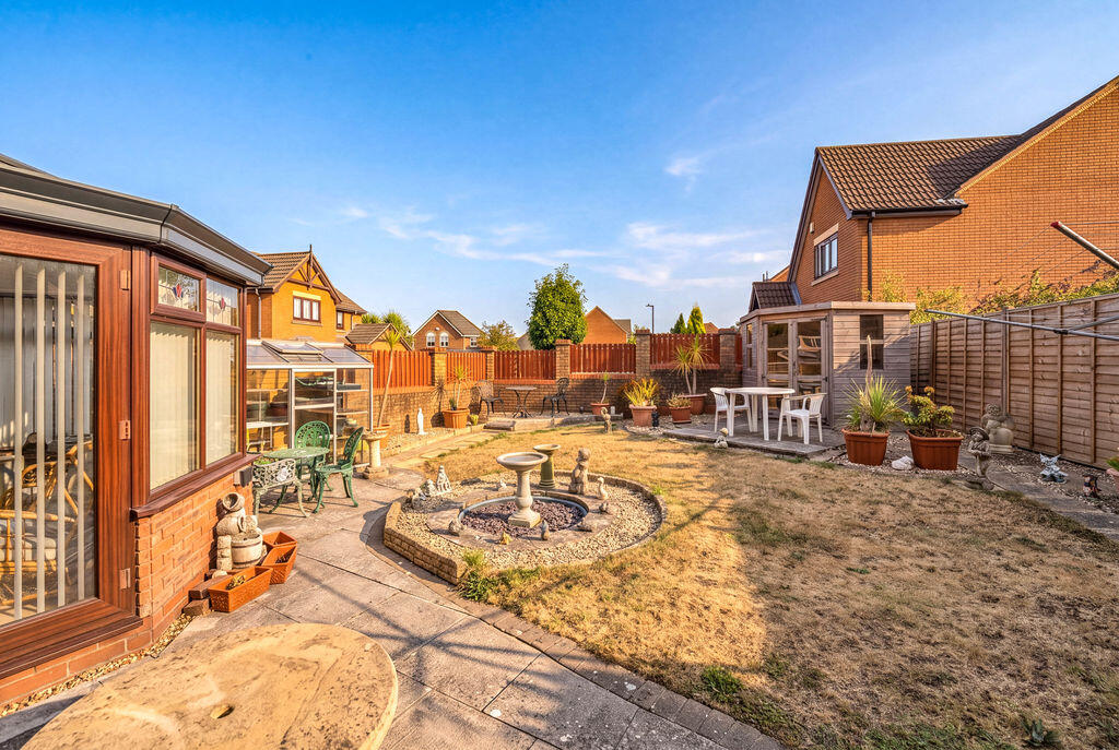 House in Weston-super-Mare, North Worle - View 4