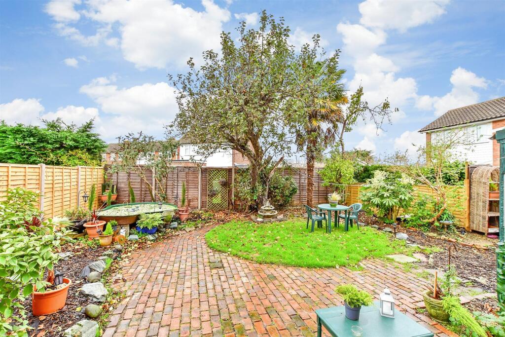 Main image of property: Oxford Drive, Aldwick, Bognor Regis, West Sussex