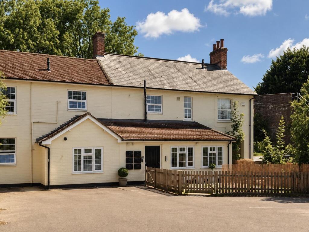 Main image of property: Lower Icknield Way, Longwick