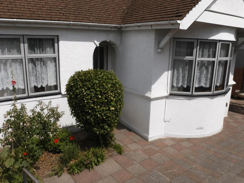 Main image of property: Leslie Road, Gillingham